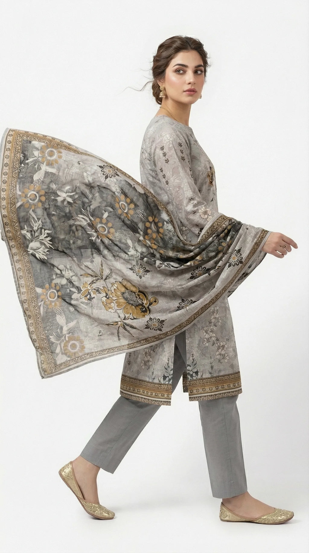 3 PIECE - PRINTED LAWN SUIT